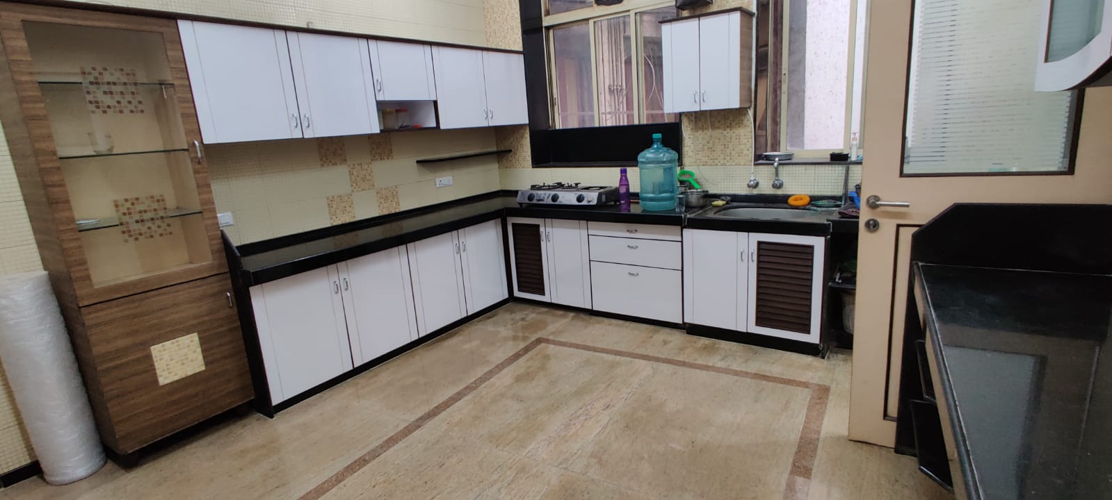 3 BHK Fully Furnished in Moti Mahal , Churchgate